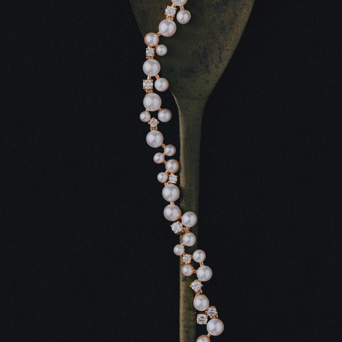 Pearl Bracelet, close-up